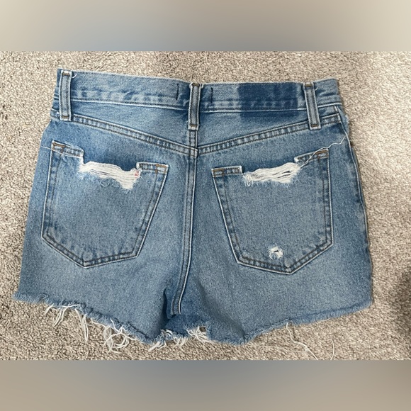 Abercrombie High Rise Mom Short - Picture 2 of 2